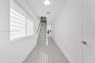 2924 Bridgeport Ave, Miami, FL 33133 - Photo 18