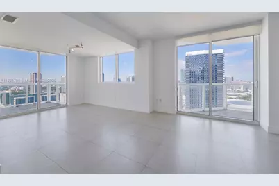 253 NE 2nd St #3902, Miami, FL 33132 - Photo 8