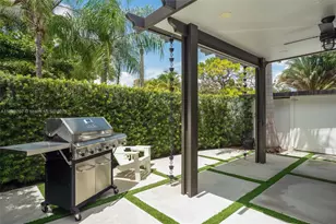 2484 SW 25th St, Miami, FL 33133 - Photo 48