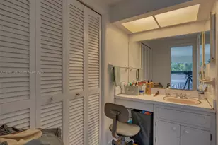 4233 NW 38th Ave, Lauderdale Lakes, FL 33309 - Photo 16