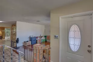 4233 NW 38th Ave, Lauderdale Lakes, FL 33309 - Photo 34