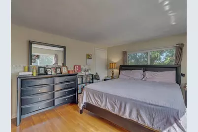 4233 NW 38th Ave, Lauderdale Lakes, FL 33309 - Photo 14