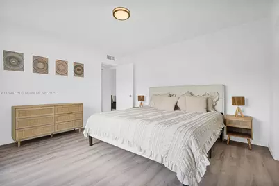 13210 Memorial Hwy #106, North Miami, FL 33161 - Photo 28