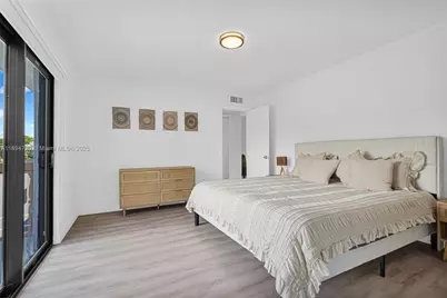 13210 Memorial Hwy #106, North Miami, FL 33161 - Photo 2