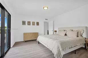 13210 Memorial Hwy, North Miami, FL 33161 - Photo 2