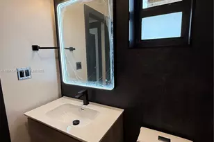 512 NW 2nd Ave, Hallandale Beach, FL 33009 - Photo 12