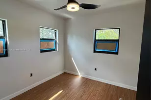 512 NW 2nd Ave, Hallandale Beach, FL 33009 - Photo 6