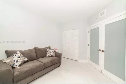 17145 N Bay Rd #4607, Sunny Isles Beach, FL 33160 - Photo 36