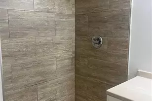 725 NW 103rd Terrace, Pembroke Pines, FL 33026 - Photo 1