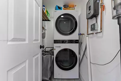 21459 NW 40th Cir Ct, Miami Gardens, FL 33055 - Photo 12