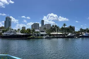 201 Golden Isles Dr, Hallandale Beach, FL 33009 - Photo 22