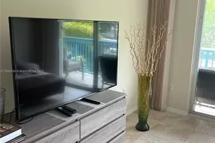 201 Golden Isles Dr, Hallandale Beach, FL 33009 - Photo 20