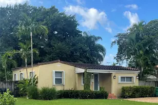 5886 SW 42nd St, Miami, FL 33155 - Photo 1