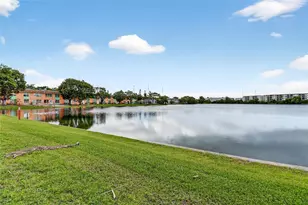 245 NE 191st St, Miami, FL 33179 - Photo 4