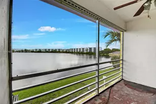 245 NE 191st St, Miami, FL 33179 - Photo 18