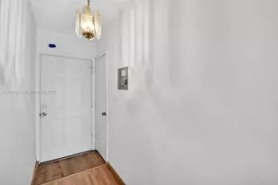 245 NE 191st St, Miami, FL 33179 - Photo 6