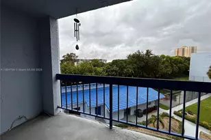 9460 Fontainebleau Blvd, Miami, FL 33172 - Photo 2