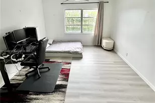 400 Diplomat Pkwy, Hallandale Beach, FL 33009 - Photo 12