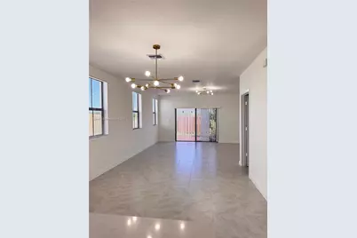 1424 NE 3rd Ave #1424, Florida City, FL 33034 - Photo 4