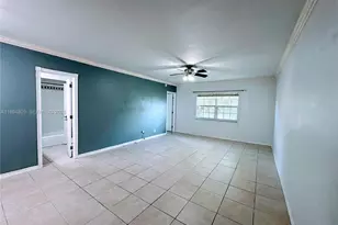 2424 SE 17th St, Fort Lauderdale, FL 33316 - Photo 6