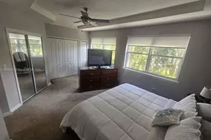 5483 NW 112th Pl, Doral, FL 33178 - Photo 16