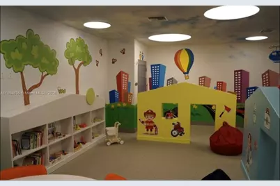 5350 NW 84th Ave #1818, Doral, FL 33166 - Photo 16