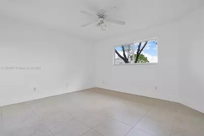 3417 NW 44th St #103, Oakland Park, FL 33309 - Photo 10