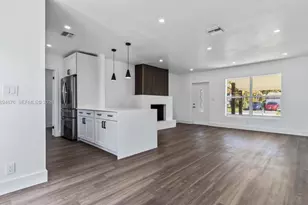 2411 SW 50th Terrace, Fort Lauderdale, FL 33317 - Photo 2