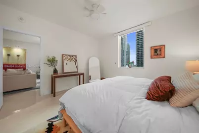 1060 Brickell Ave #1513, Miami, FL 33131 - Photo 20