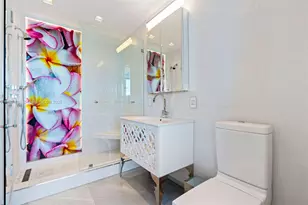 100 S Pointe Dr, Miami Beach, FL 33139 - Photo 32