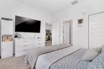 7819 NW 104th Ave #23, Doral, FL 33178 - Photo 8