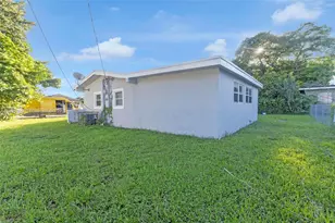 3051 NW 77th St, Miami, FL 33147 - Photo 34