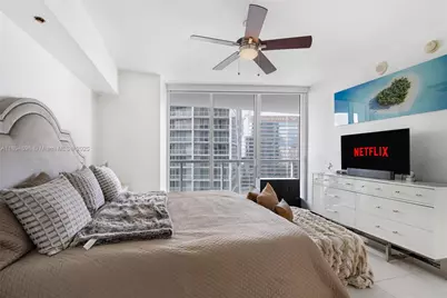 475 Brickell Ave #3111, Miami, FL 33131 - Photo 10