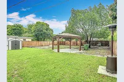 1535 NW 124th St, North Miami, FL 33167 - Photo 8