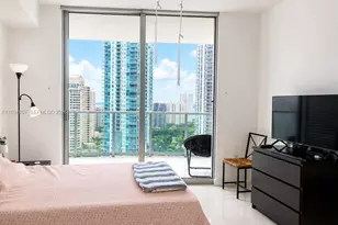 300 S Biscayne Blvd, Miami, FL 33131 - Photo 6