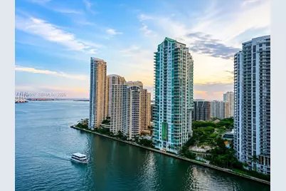 300 S Biscayne Blvd #T-1908, Miami, FL 33131 - Photo 2