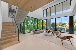 478 Tamarind Dr, Hallandale Beach, FL 33009 - Photo 48