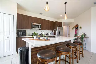 8201 NW 41st St, Doral, FL 33166 - Photo 12