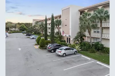 2202 Lucaya Bnd #L3, Coconut Creek, FL 33066 - Photo 1