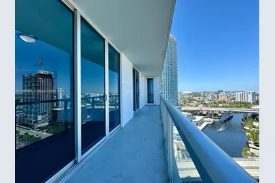 185 SW 7th St #2411, Miami, FL 33130 - Photo 18
