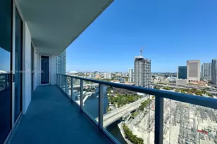 185 SW 7th St, Miami, FL 33130 - Photo 24