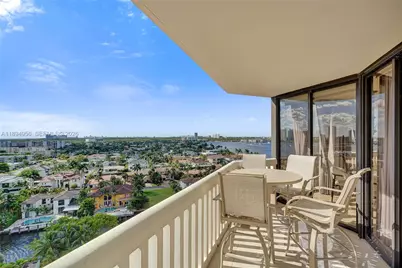1000 E Island Blvd #1403, Aventura, FL 33160 - Photo 8