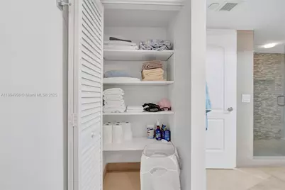 1000 E Island Blvd #1403, Aventura, FL 33160 - Photo 52