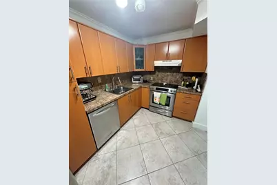 100 Bayview Dr #601, Sunny Isles Beach, FL 33160 - Photo 8