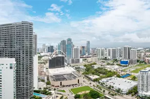 1900 N Bayshore Dr, Miami, FL 33132 - Photo 24