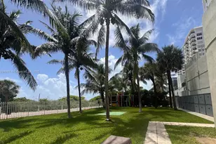 6061 Collins Ave, Miami Beach, FL 33140 - Photo 12