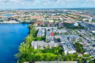 10000 NW 80th Ct, Hialeah Gardens, FL 33016 - Photo 2