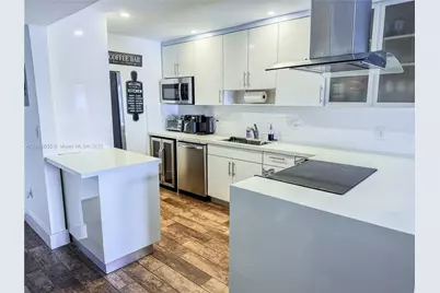 7830 Dickens Ave #403, Miami Beach, FL 33141 - Photo 1