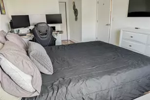 7830 Dickens Ave, Miami Beach, FL 33141 - Photo 8