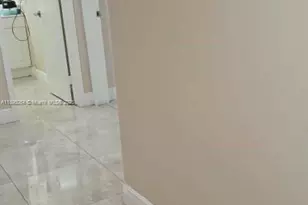 7035 W 3rd Ct, Hialeah, FL 33014 - Photo 10